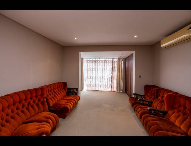 3 BEDROOM HOUSE FOR SALE IN OVERPORT